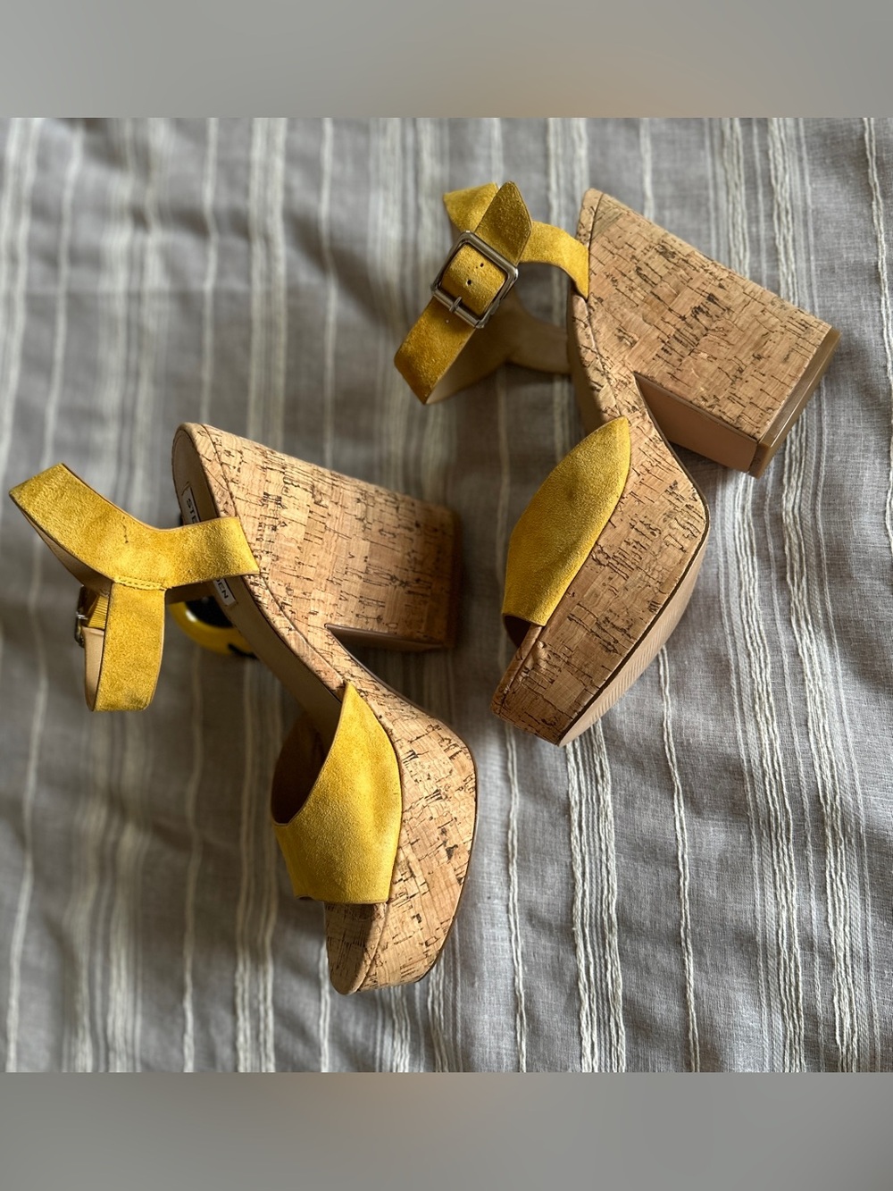 NWOB STEVE MADDEN Citrus-C Retro Mustard Suede Platform Cork Sandal | 8.5